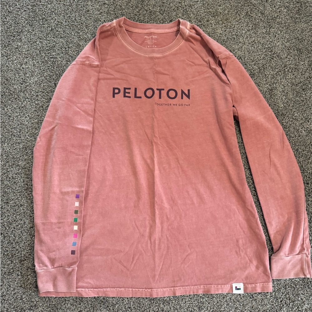 Peloton long sleeve shirt size medium